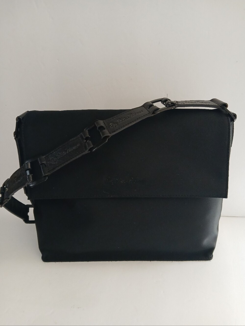 Paloma Picazzo Messenger Bag